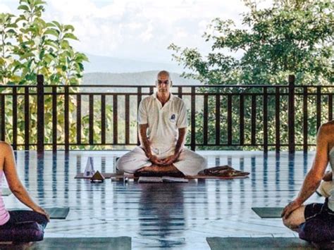6 Days Juicing It Detox, Meditation, and Yoga Retreat .
